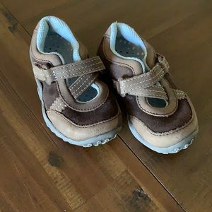 L.L. Bean Girls Leather Mary Janes